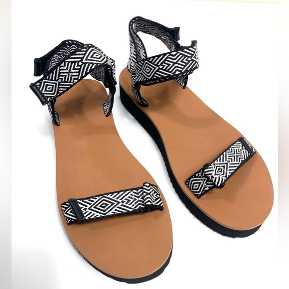 Madewell Shoes - Madewell The Resourced Maggie Black & White Strappy Sandals Womens 9.5 Platform